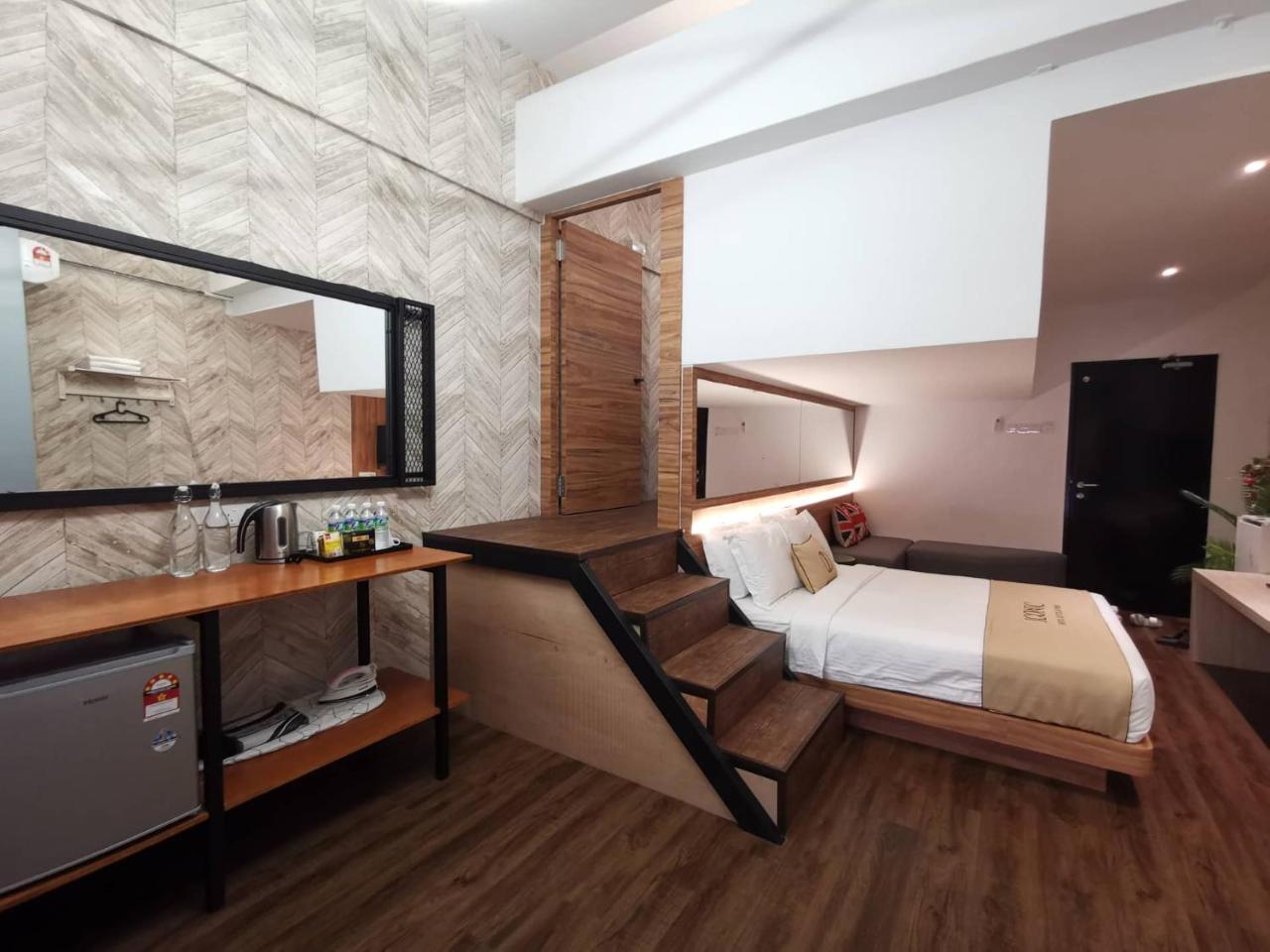 Iconic Suites & Pods Hotel อิโปห์ ภายนอก รูปภาพ